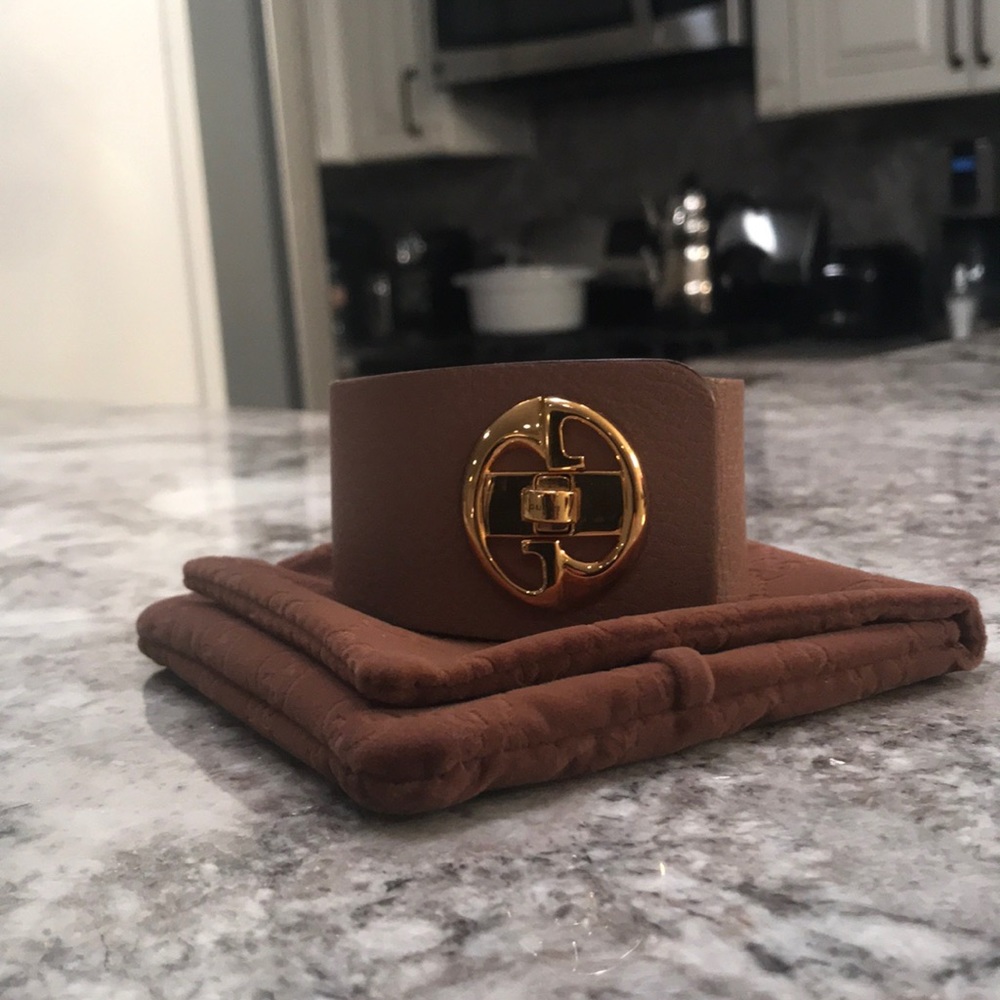 😍 Authentic GUCCI Bracelet/Cuff